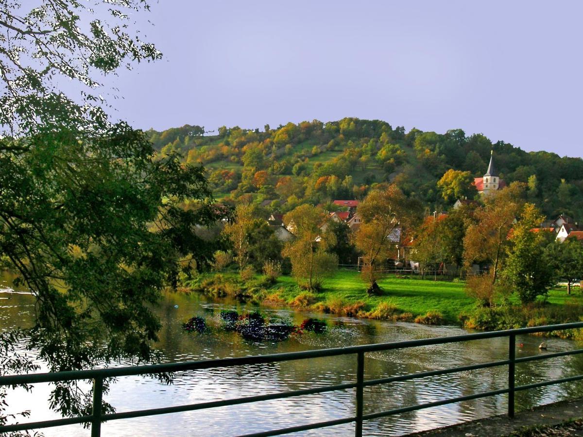Altes Amtshaus, 3 Hotel Mulfingen Exterior photo